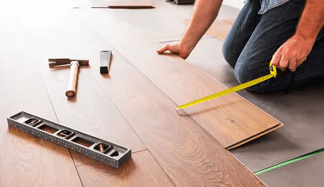 ხის ფაქტურის ლამინირებული იატაკი